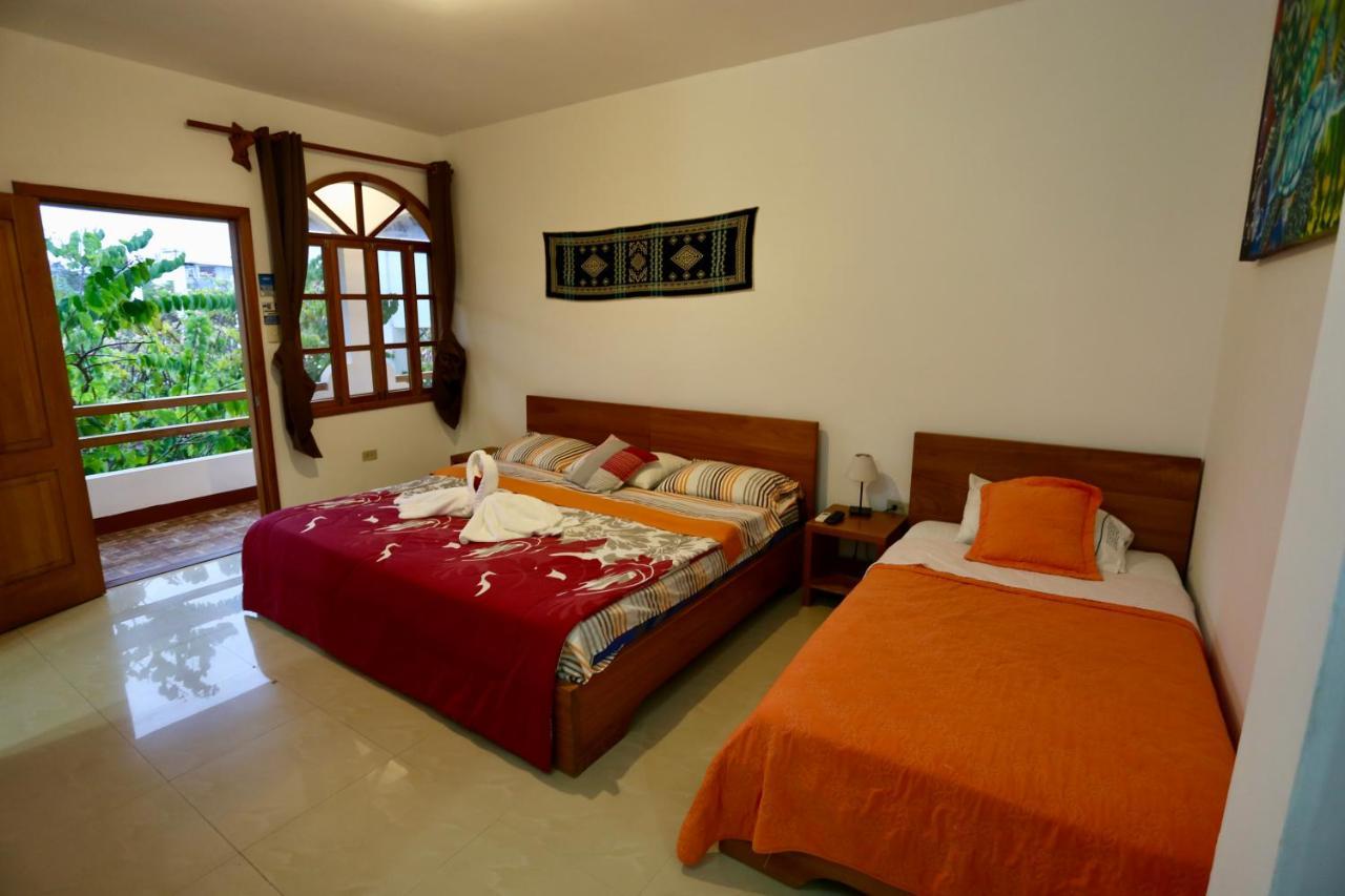 The Galapagos Pearl B&B Puerto Ayora  Ngoại thất bức ảnh