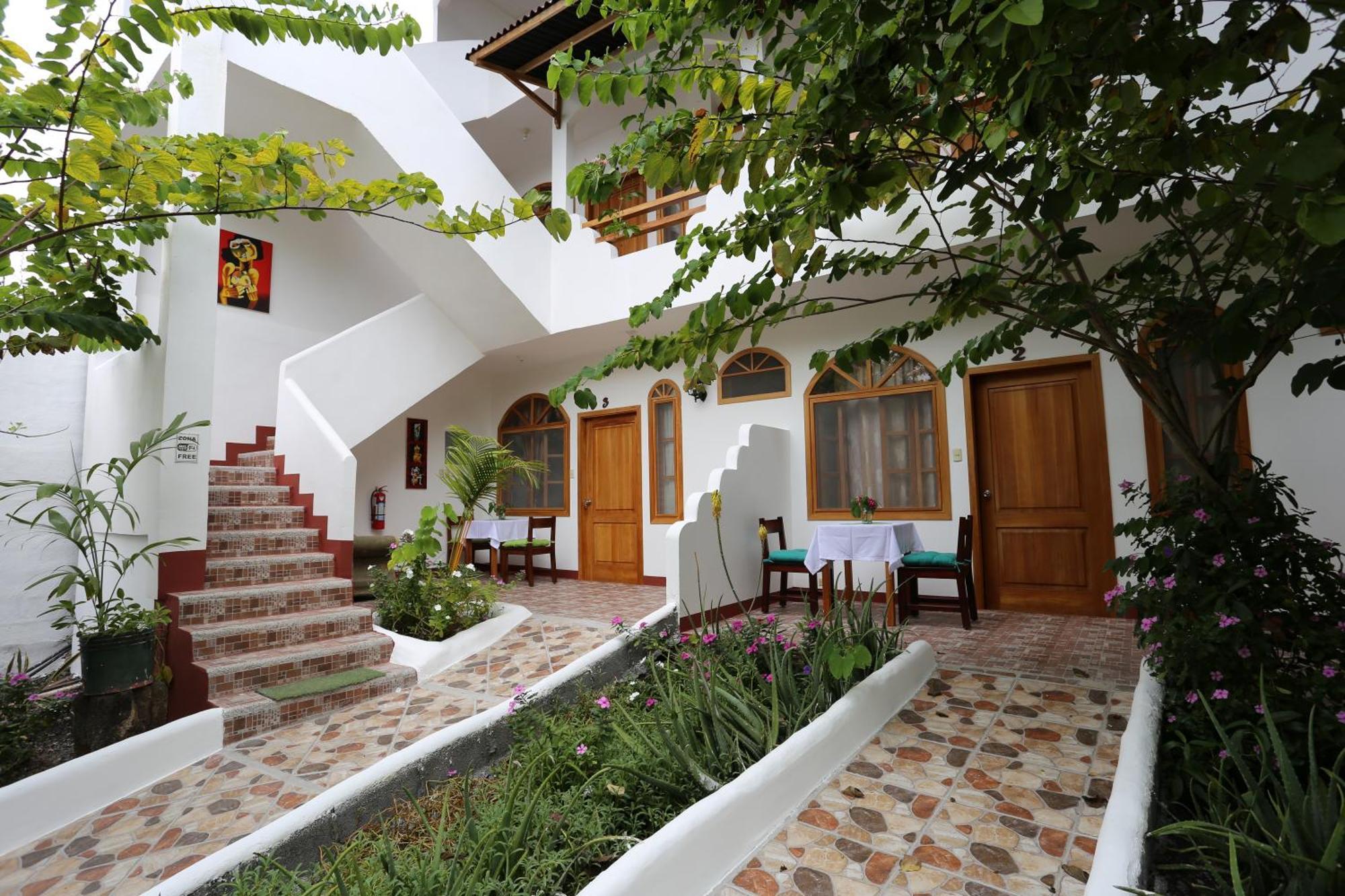 The Galapagos Pearl B&B Puerto Ayora  Ngoại thất bức ảnh