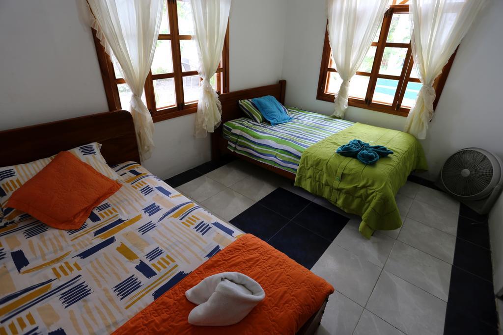 The Galapagos Pearl B&B Puerto Ayora  Ngoại thất bức ảnh