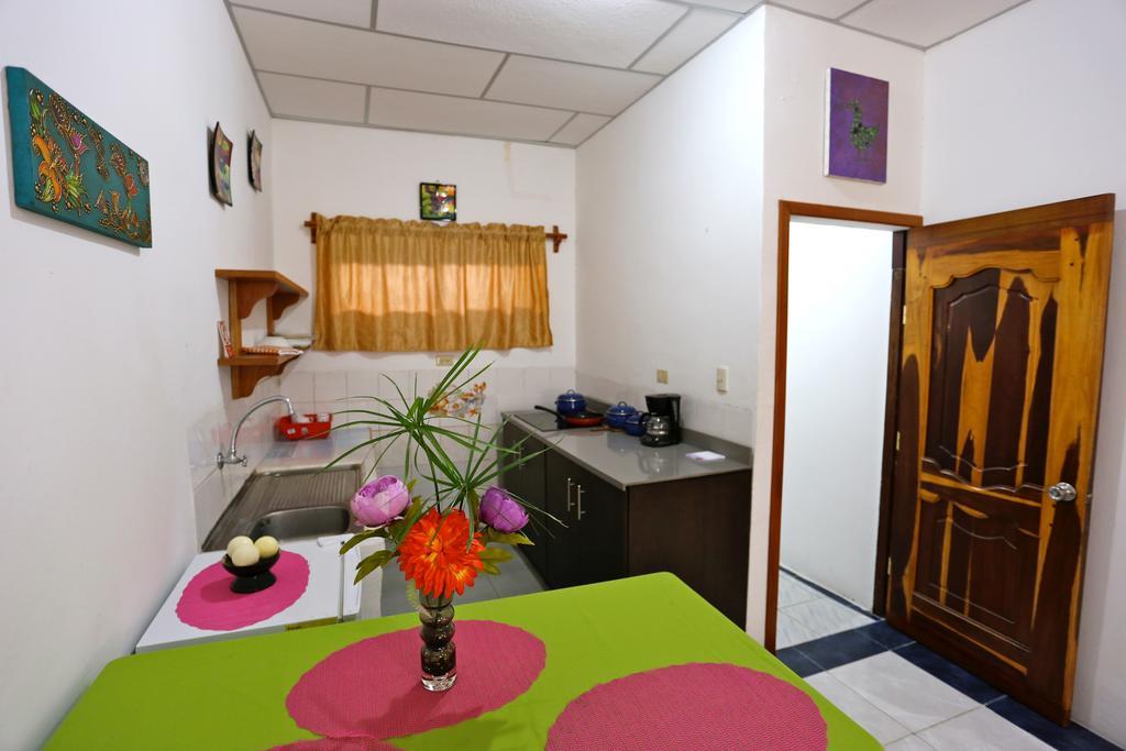 The Galapagos Pearl B&B Puerto Ayora  Ngoại thất bức ảnh