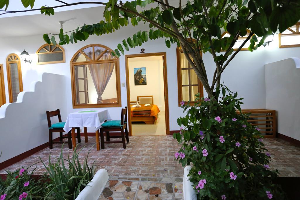 The Galapagos Pearl B&B Puerto Ayora  Ngoại thất bức ảnh