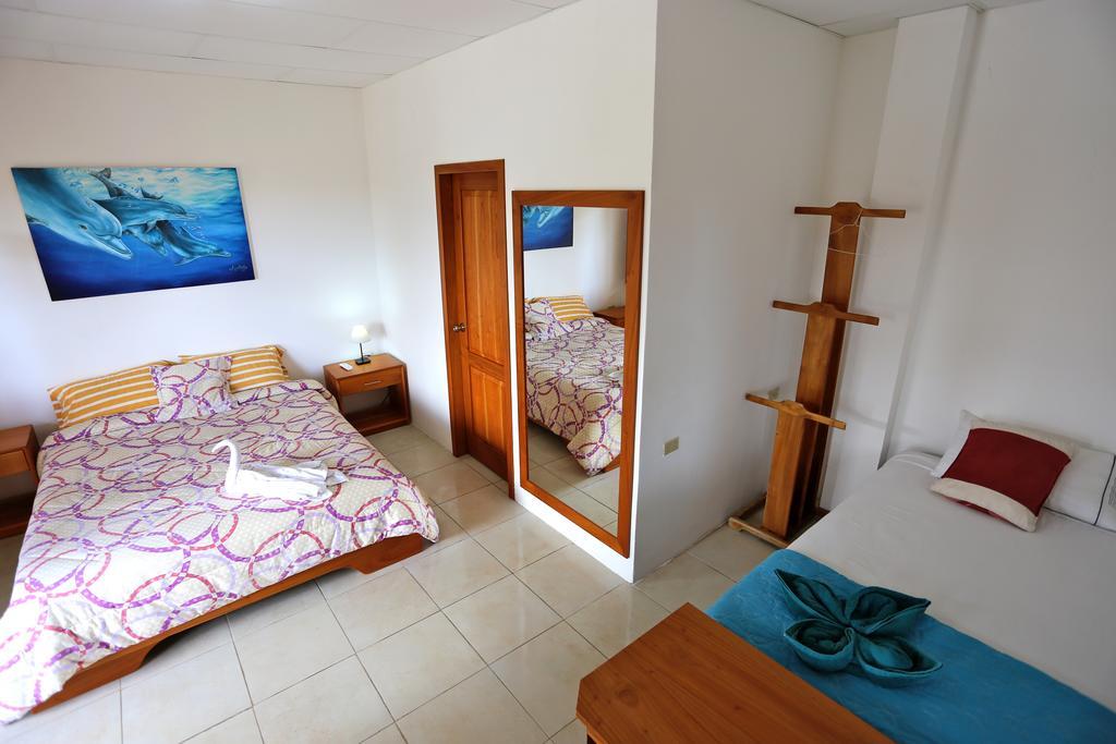 The Galapagos Pearl B&B Puerto Ayora  Ngoại thất bức ảnh