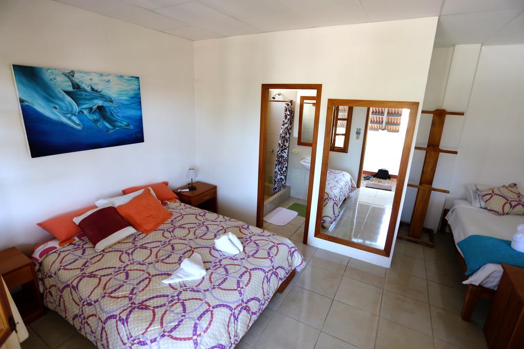 The Galapagos Pearl B&B Puerto Ayora  Ngoại thất bức ảnh