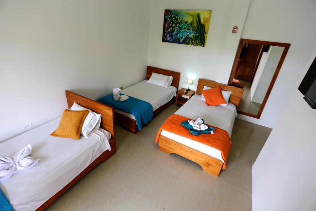 The Galapagos Pearl B&B Puerto Ayora  Ngoại thất bức ảnh