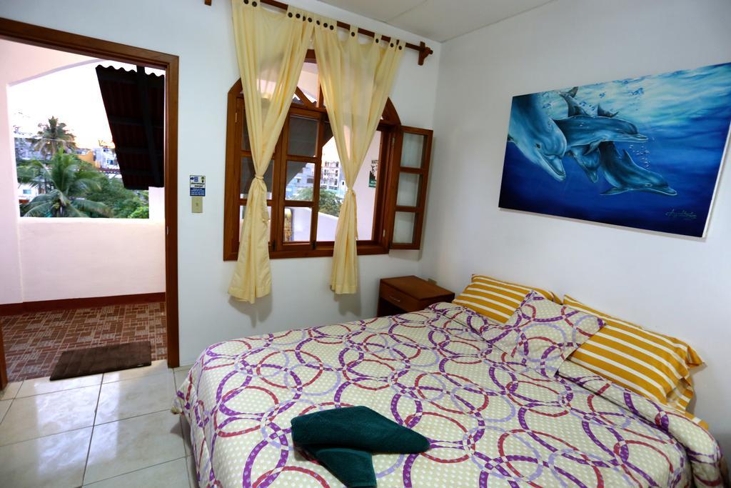 The Galapagos Pearl B&B Puerto Ayora  Ngoại thất bức ảnh