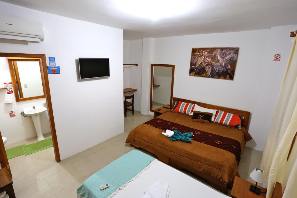 The Galapagos Pearl B&B Puerto Ayora  Ngoại thất bức ảnh